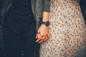 女性ホルモンが影響する体臭の対策方法は？