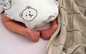 生理前の足の臭い対策に効果的な方法は？