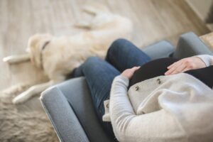 妊娠中に体臭が変わる理由とその対策は？